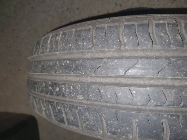 Falken 175/65 R14 82T - Nyri gumi