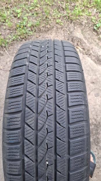 Falken 215/60 R17 tli gumi (4 darab)