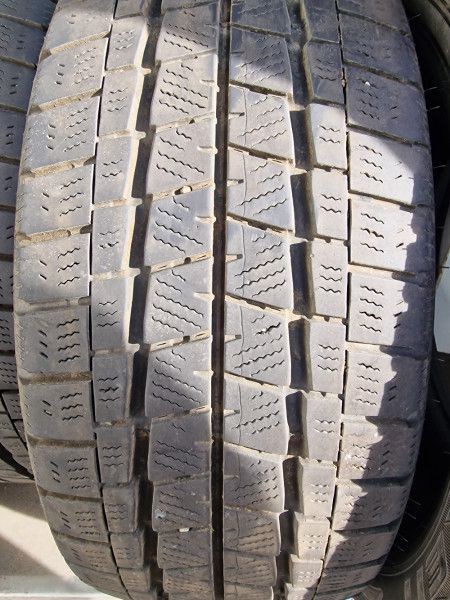 Falken 225/55R17C VAN01 6-7mm DOT22 hasznlt gumi HG13640 tli kiste