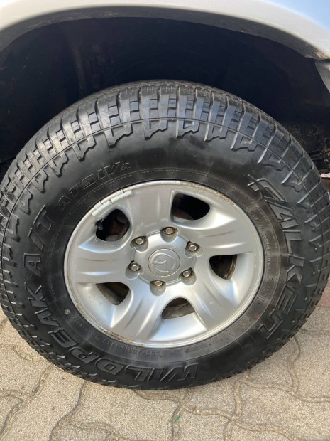 Falken 4x4, 255/70R15