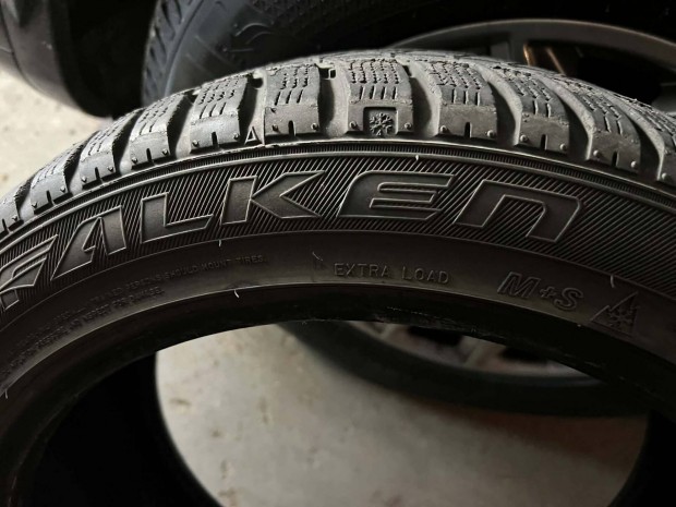 Falken Eurowinter 225/45 R17 tli gumi elad