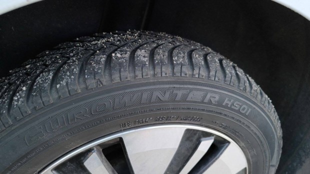 Falken Eurowinter HS01 165/65 R15 tli gumi tligumi garnitra