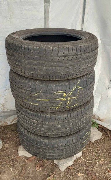 Falken nyári gumi, autógumi 225/55R17