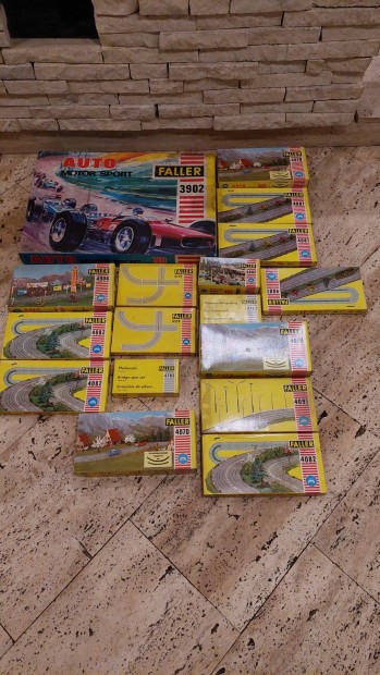 Faller 3902 auto motor sport versenyautó készlet és sok kiegészítő