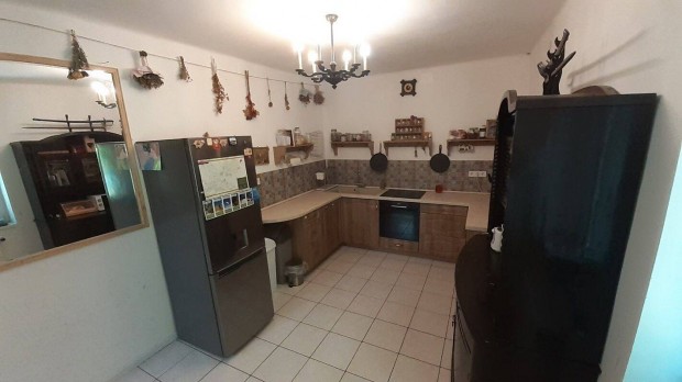 Falusi csok, csok+ alkalmas csaldi hz elad Bodajkon