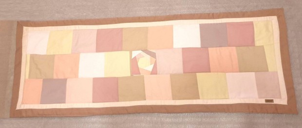 Falvd, puha, pasztell, patchwork rzsval, 160 cm. j, egyedi, kzm