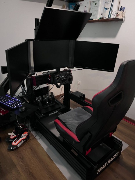 Fanatec-Trakracer szimulátor