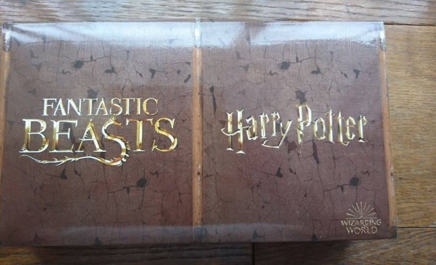 Fantastic Beasts Legends llatok gyjt album figura gyjtemny