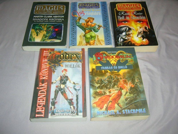 Fantasy knyvek - M.A.G.U.S., Shadowrun, Legendk knyve 5 db