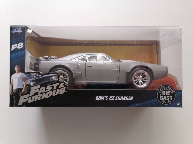 Fast & Furious Hallos Iramban Dom's Ice Charger 1:24 Aut modell