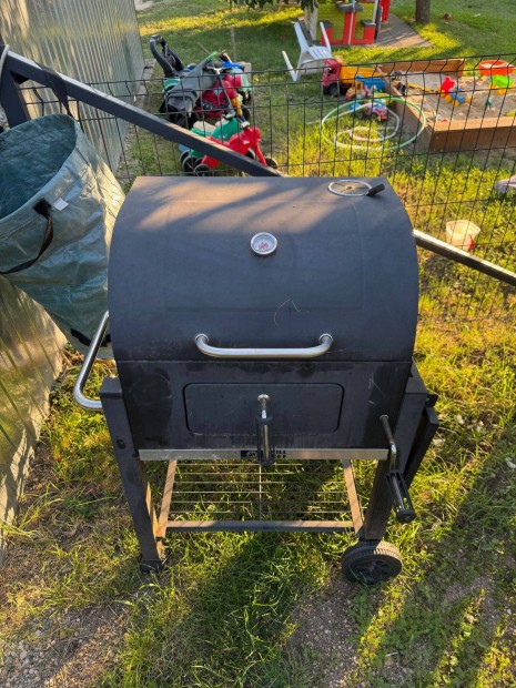 Faszenes kerti grill