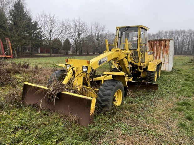 Faun gr�der elad� f�ldmunkag�p csere is