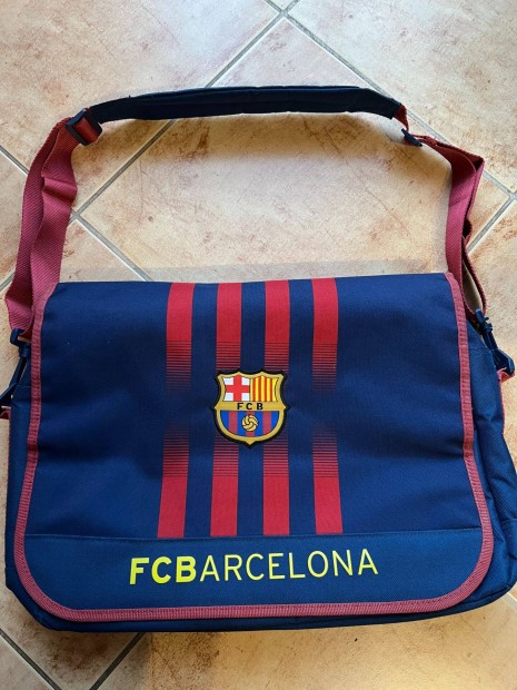 Fc Barcelona oldaltska. laptop. irodai Debrecenben elad