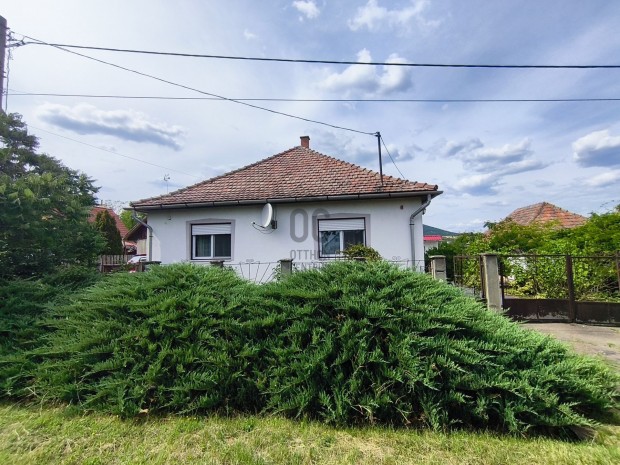 Fedezd fel �lmaid otthon�t Domoszl�n - 3 szob�s h�z Heves v�rmegy�ben