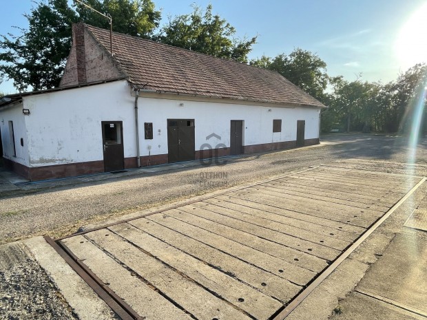 Fedezze fel K�r�stet�tlen �zleti lehet�s�geit  ide�lis helysz�n a sik