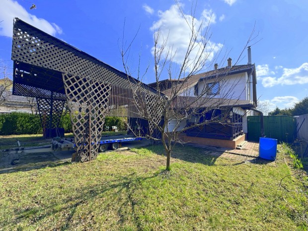 Fedezze fel �lmai otthon�t Budapest 16. ker�let�ben  5 szob�s h�z v�r