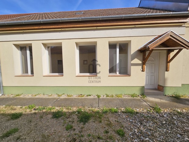 Fedezze fel �lmai otthon�t Gy�ngy�sfaluban  10 szoba, v�gtelen lehet�