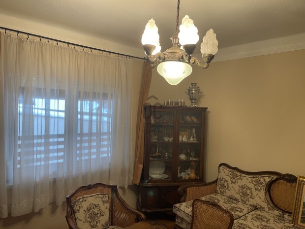 Fedezze fel �lmai otthon�t -  Pusztaszabolcson vas�t�llom�s k�zel�ben