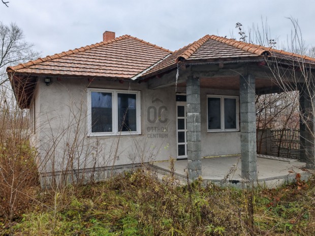 Fedezze fel j otthont Esztergom Kertvrosban  knyelmes 2 szobs h