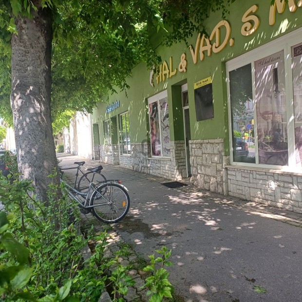 Fedezze fel zleti lehetsgeit Mohcs szvben  idelis ingatlan vr