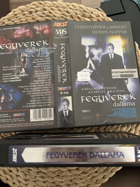 Fegyverek dallama vhs