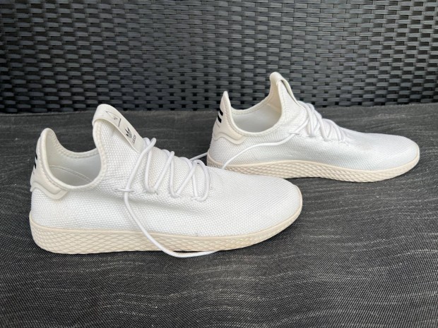 Fehér 46-os Adidas férfi sport cipő 2x volt használva