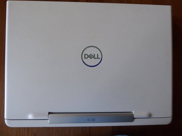 Fehr Dell G5 gamer laptop i5-9300/16GB/512GB SSD/Gtx1650