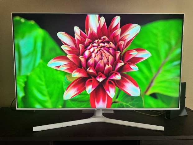Fehér Prémium Samsung 50" 4K UHD okos smart led tv