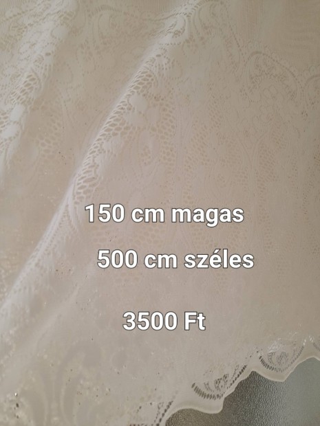 Fehér függöny jó állapotban