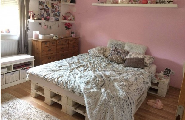 Fehr minsgi raklap gy jjeliszekrnnyel, 160x200 matraccal