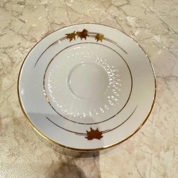 Fehr porceln apr aranyozott mints kistnyr