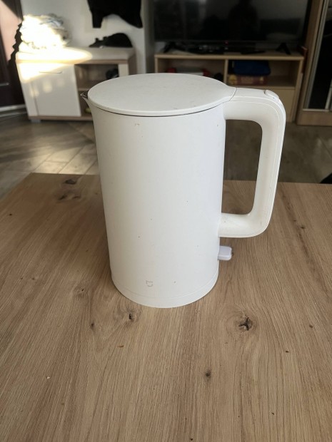 Fehér vízforrsló eladó