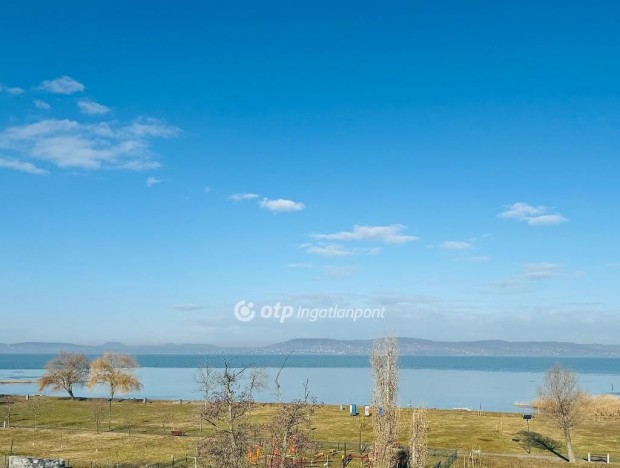 Fejlesztési telek, Balatonlelle