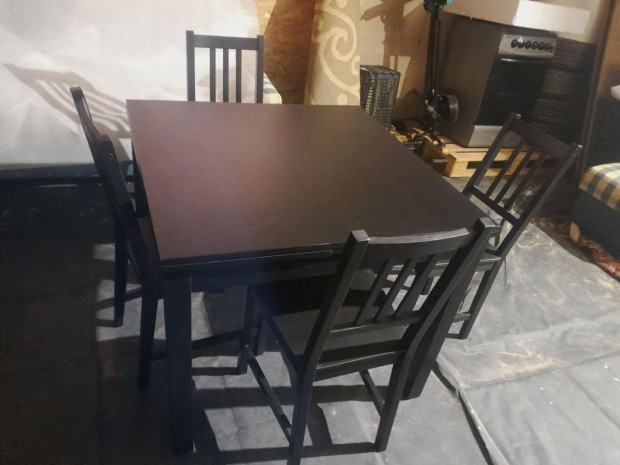 Fekete Asztal+4db Szk