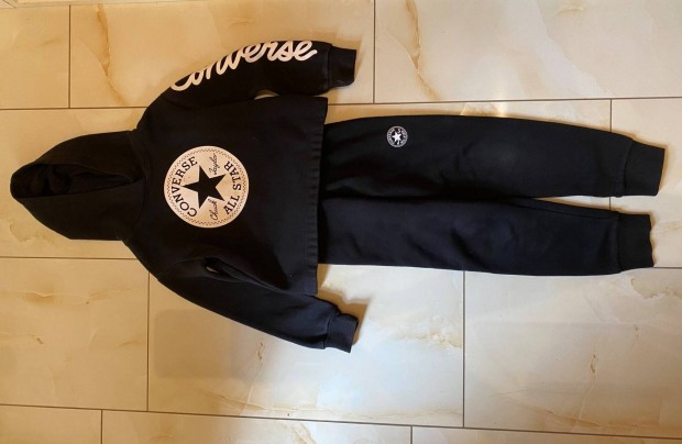 Fekete Converse melegítő szett 5-6 évesre