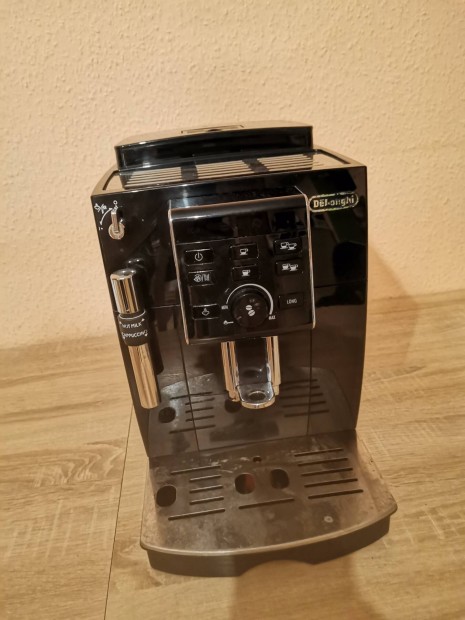 Fekete Delonghi kvfz 