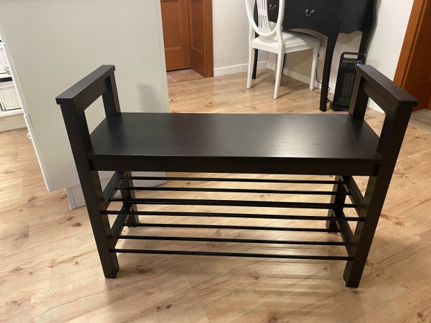 Fekete IKEA Hemnes pad + cip trol