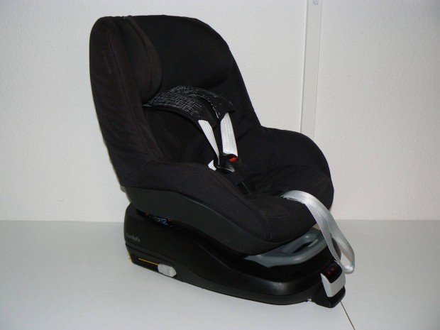 Fekete Maxi Cosi Pearl isofix autsls gyerekls 9-18 kg