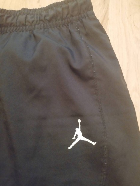 Fekete Nike Jordan nadrg