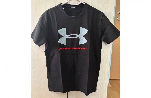 Fekete Under Armour frfi pl