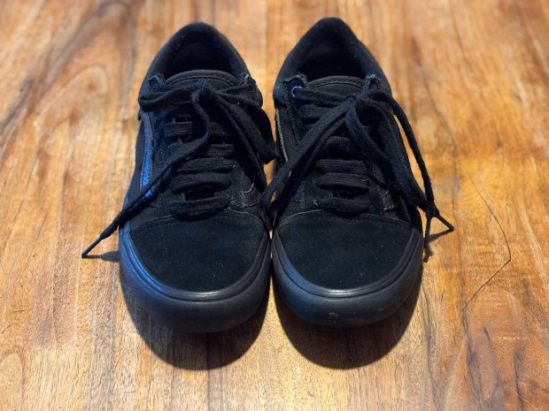 Fekete Vans cipő eladó