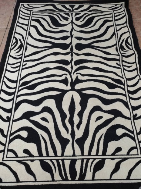 Fekete-fehr zebra mints sznyeg nagy mret 277x190 cm