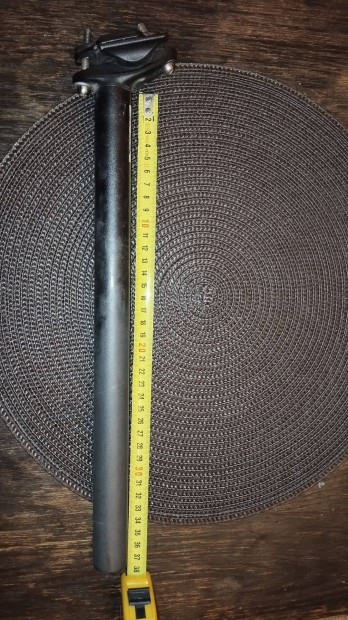 Fekete nyeregcs 37 cm tmr 27,2 mm szles