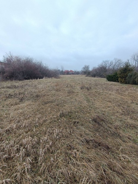 Feketehegyen 1802m2-es �p�t�si telek elad�