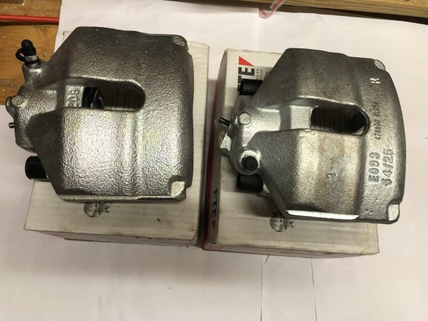 Feknyereg 2db FTE