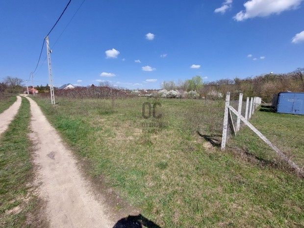 Fektessen be a j�v�be: Fejleszt�si telek Kerepes sz�v�ben, kiemelked�