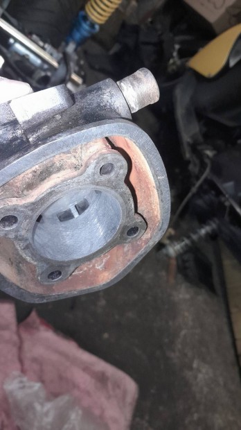 Fekv Minarelli vizes 70 henger