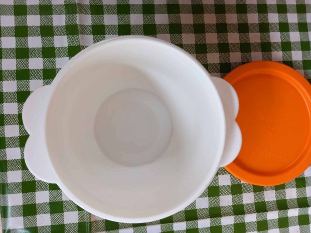 Fl literes Tupperware frissen tart tl