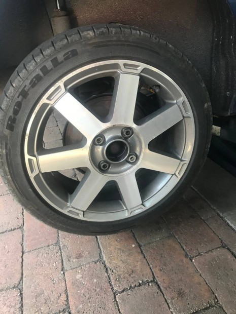 Flron vihet sportos Ford alufelni!