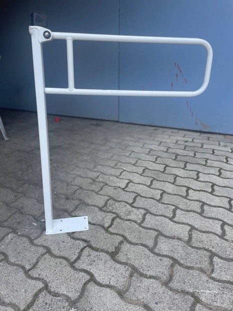 Felhajthat llvnyos kapaszkod